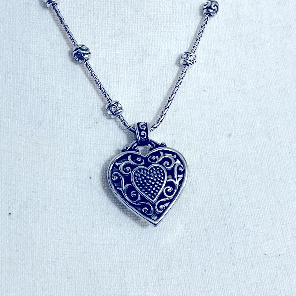 Brighton Reno Heart Pendant Necklace EUC - Picture 5 of 5